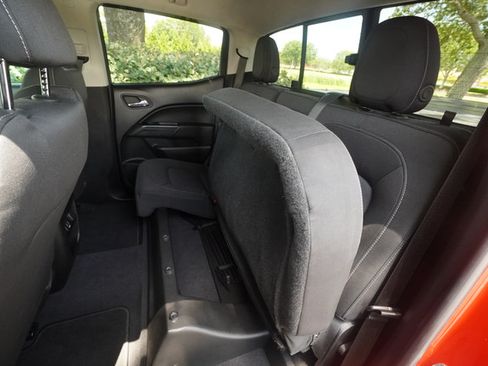 Used 2019 Chevrolet Colorado LT w/ LT Convenience Package RWD image 28