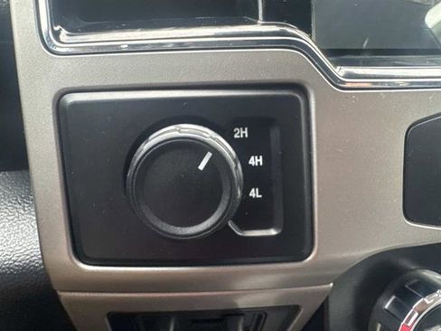 Used 2022 Ford F450 Lariat w/ FX4 Off-Road Package image 18
