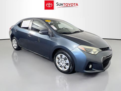 Used 2015 Toyota Corolla S FWD image 1