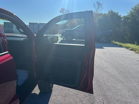 Certified 2024 Chevrolet Colorado Trail Boss w/ Advanced Trailering Package image 43