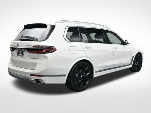 New 2026 BMW X7 xDrive40i AWD/4WD image 4