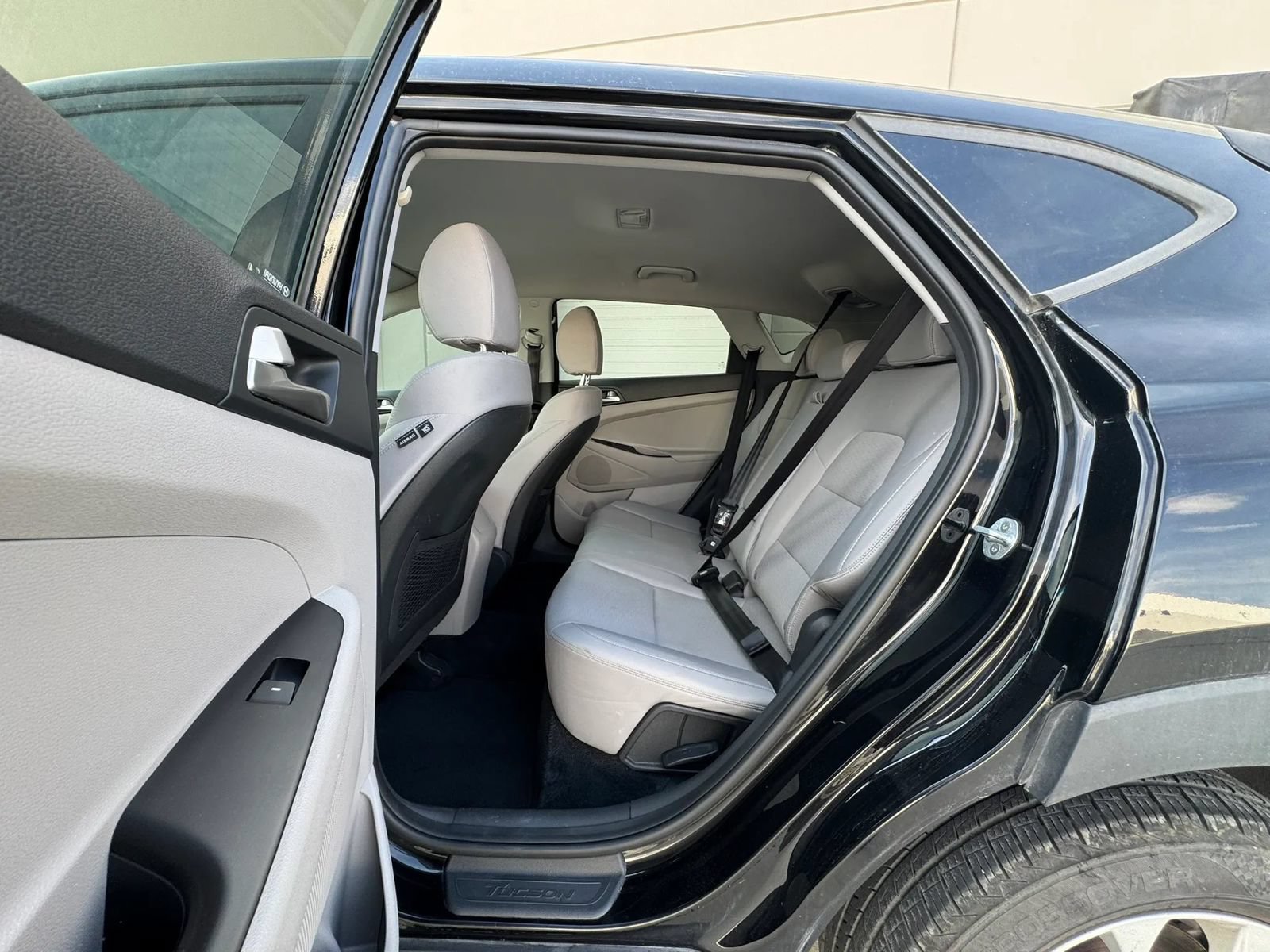 Used 2019 Hyundai Tucson SE AWD/4WD image 12