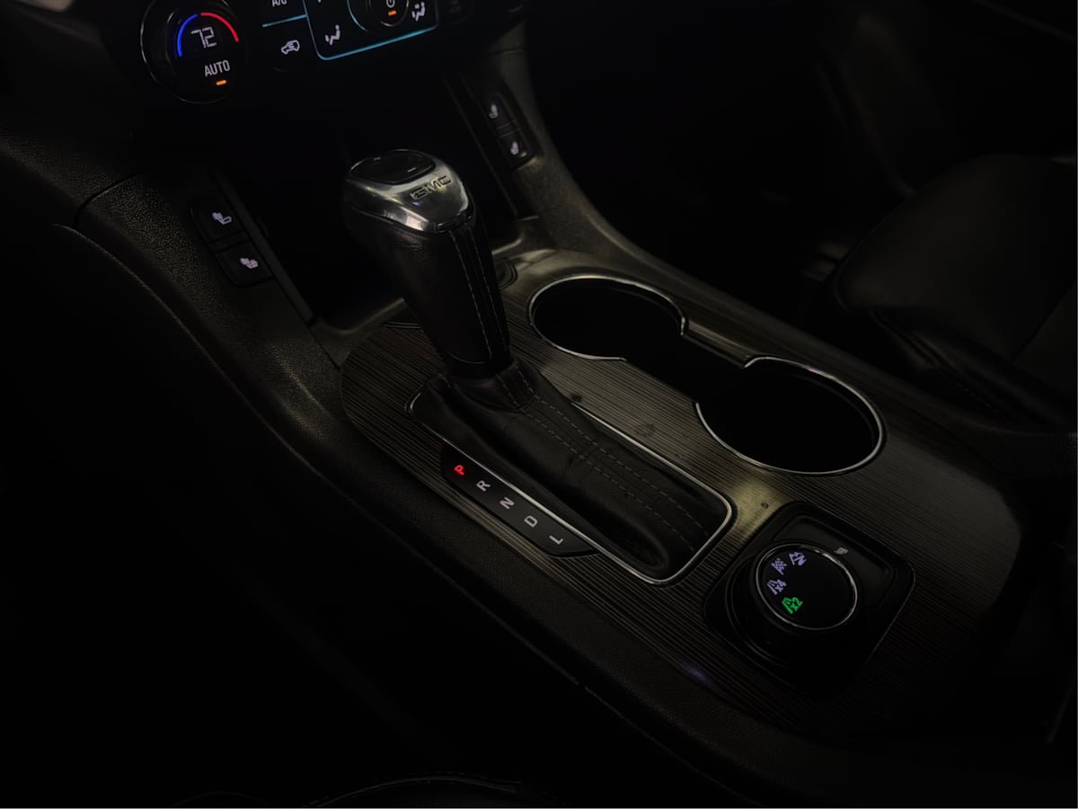 Used 2019 GMC Acadia SLT AWD/4WD image 20