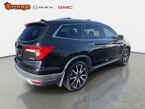 Used 2019 Honda Pilot Touring image 3
