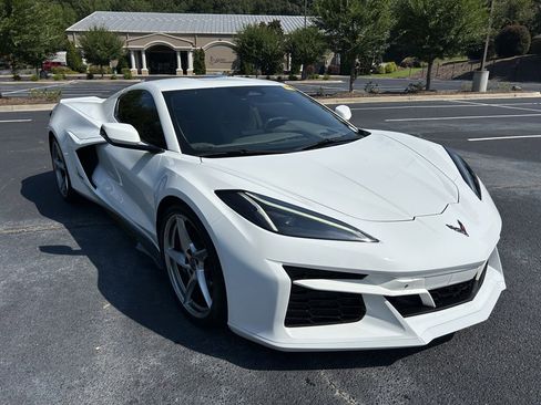 Used 2024 Chevrolet Corvette E-Ray image 19