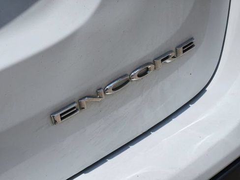 Used 2020 Buick Encore Essence FWD image 12