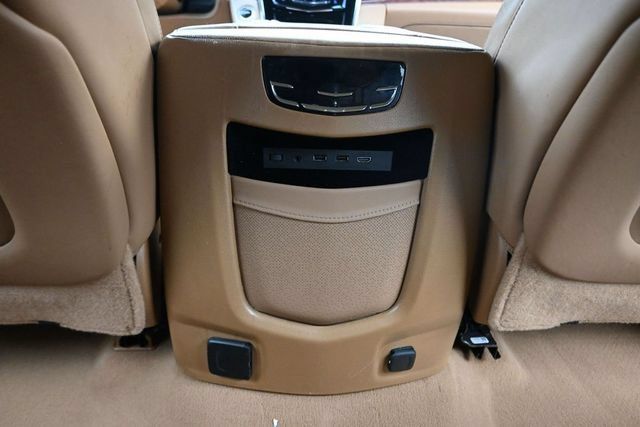 Used 2017 Cadillac Escalade Platinum AWD/4WD image 17