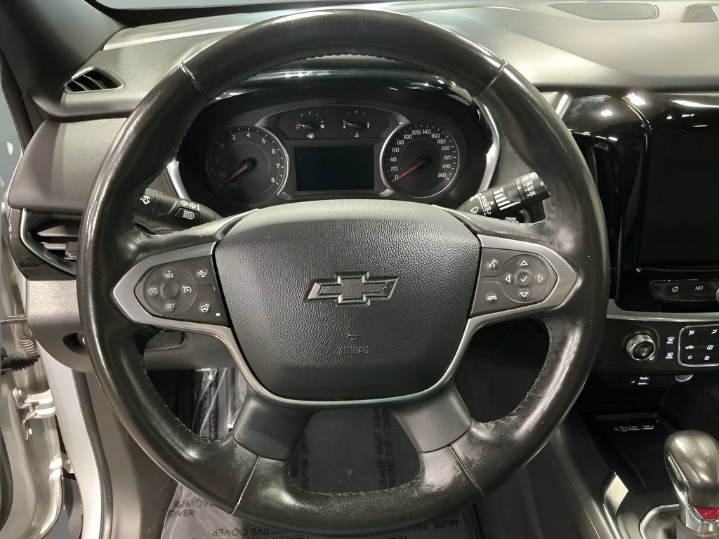Used 2022 Chevrolet Traverse RS w/ LPO, "Hit The Road" Package AWD/4WD image 11