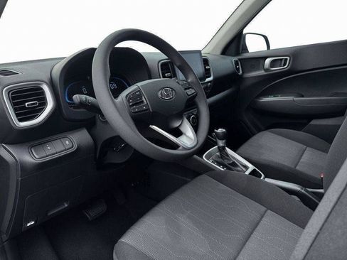 New 2026 Hyundai Venue SE FWD image 14