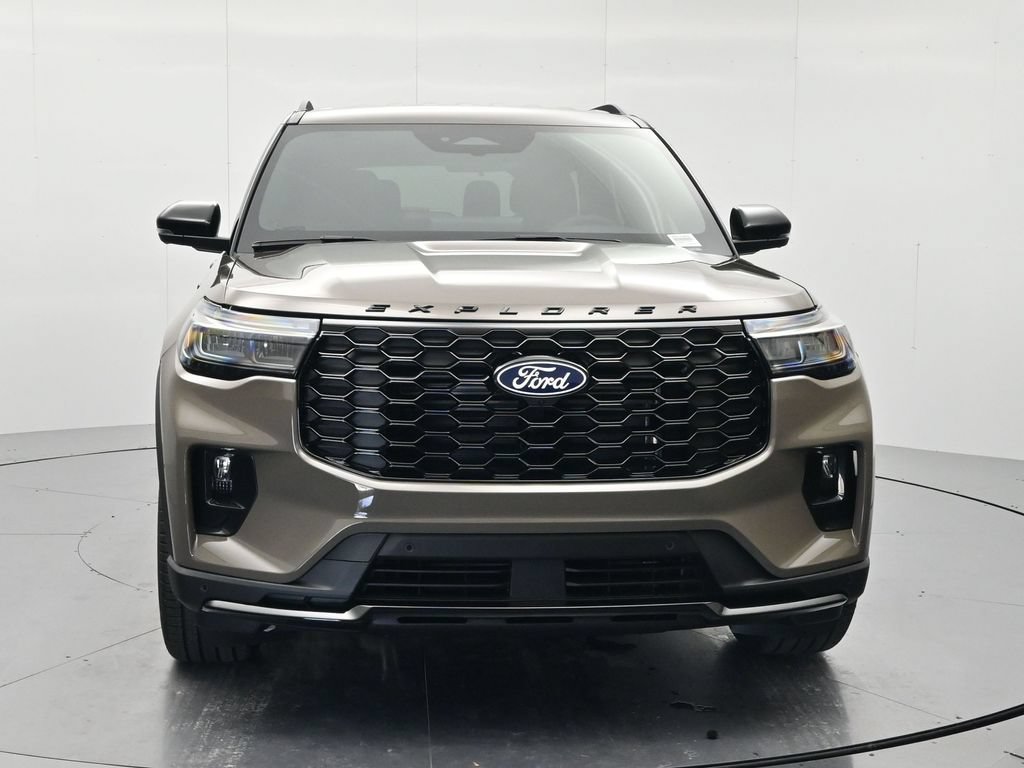 New 2027 Ford Explorer ST-Line w/ ST-Line Street Pack RWD image 2