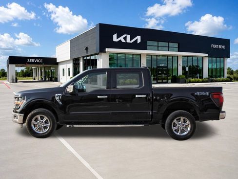Used 2025 Ford F150 XLT w/ Equipment Group 301A Standard AWD/4WD image 8