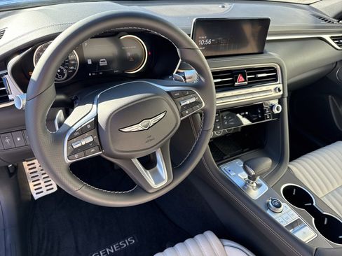 Used 2025 Genesis G70 2.5T w/ Sport Prestige Package image 23