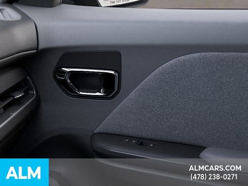 Used 2025 Kia K4 LXS image 27