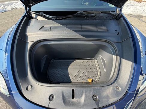 Used 2022 Tesla Model Y Performance image 13