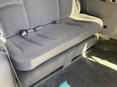 Used 2003 Dodge Grand Caravan Sport image 17