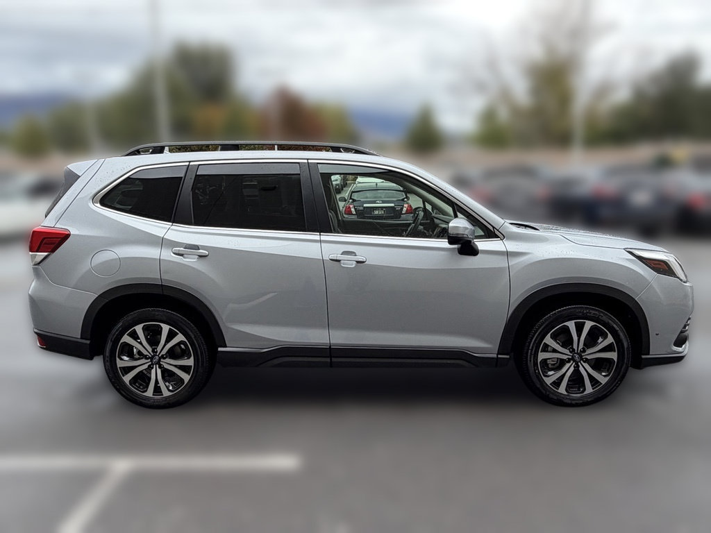 Used 2022 Subaru Forester Limited AWD/4WD image 6