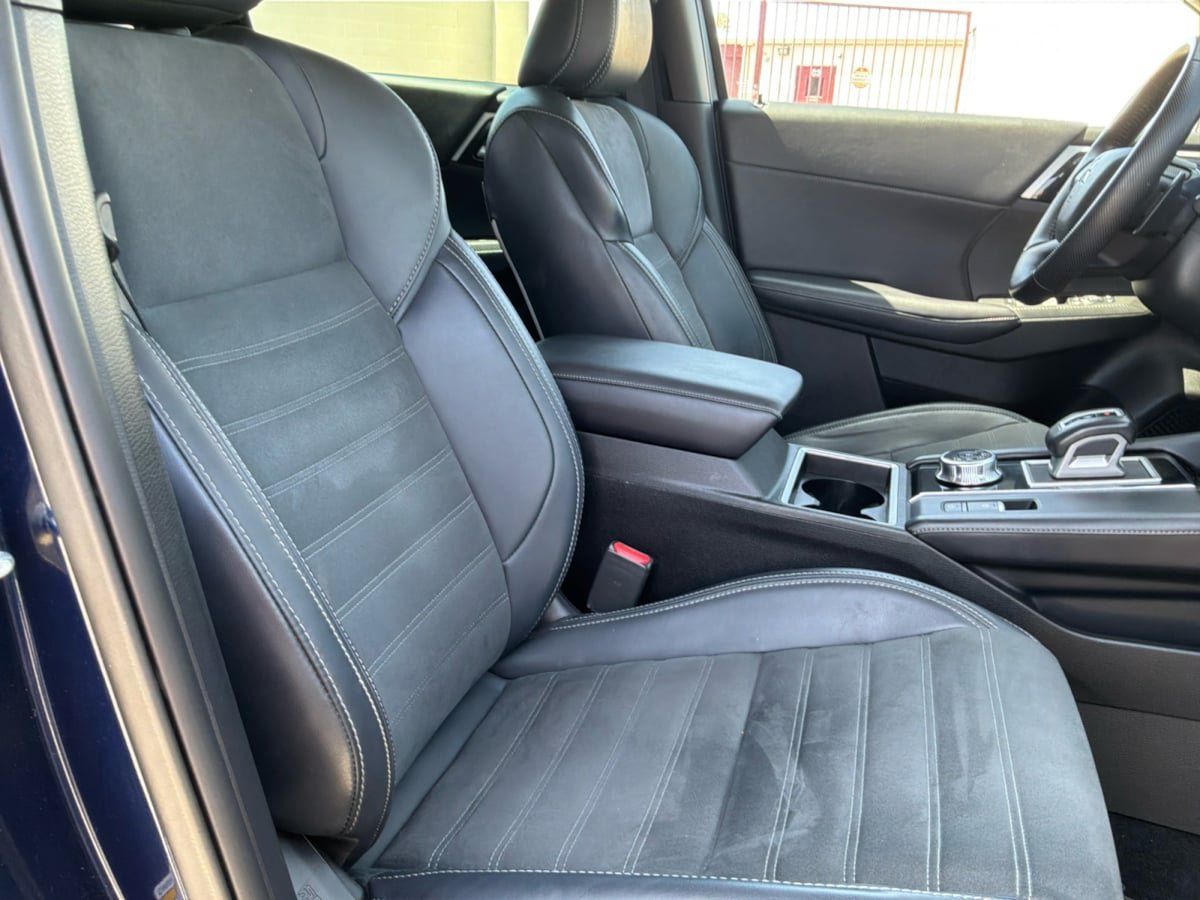 Used 2024 Mitsubishi Outlander SE FWD image 21