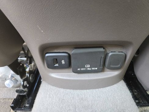 Used 2024 Chevrolet Malibu LT FWD image 35