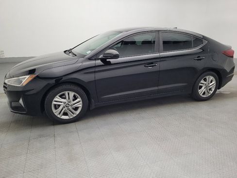 Used 2019 Hyundai Elantra SEL FWD image 2