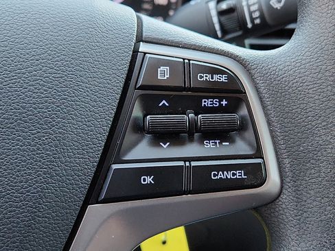 Used 2018 Hyundai Elantra SEL image 17