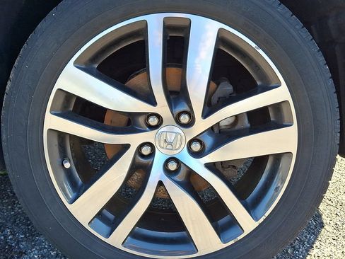 Used 2016 Honda Pilot Touring image 8