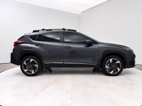 Used 2024 Subaru Crosstrek 2.5i Limited w/ Crosstrek Mirror Package image 34