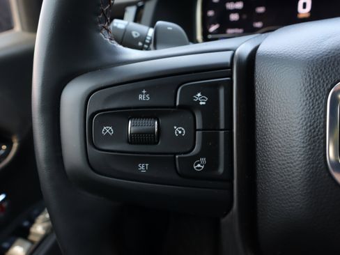 Used 2024 GMC Sierra 1500 AT4 w/ Technology Package AWD/4WD image 19