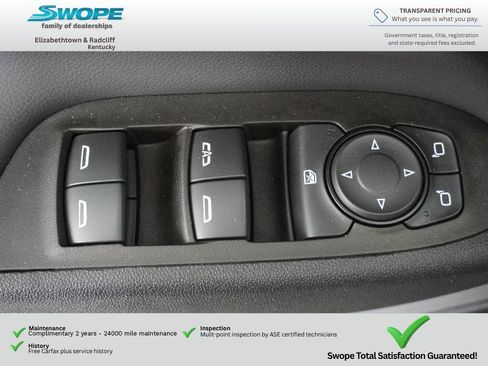 Used 2024 Chevrolet Equinox LT w/ LPO, Floor Liner Package FWD image 15