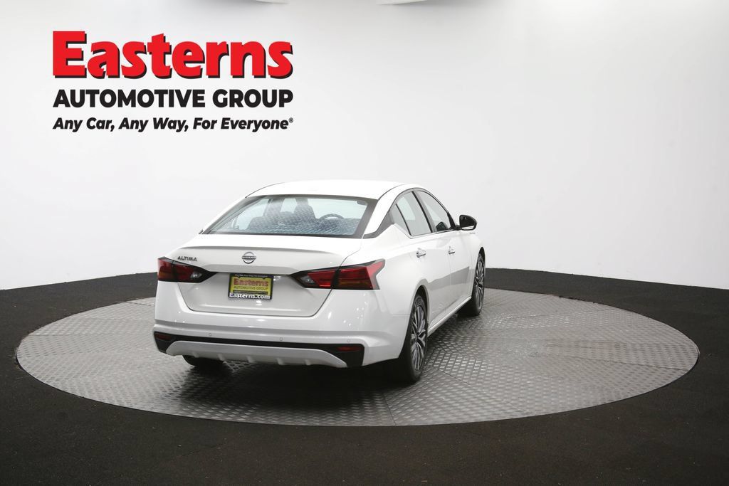 Used 2025 Nissan Altima 2.5 SV FWD image 36