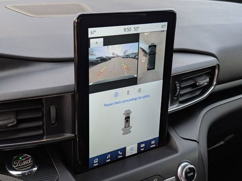 Used 2020 Ford Explorer ST w/ Premium Technology Package image 28