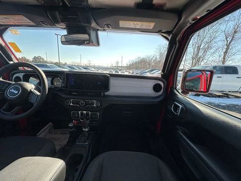 Used 2025 Jeep Wrangler Willys 4xe image 26