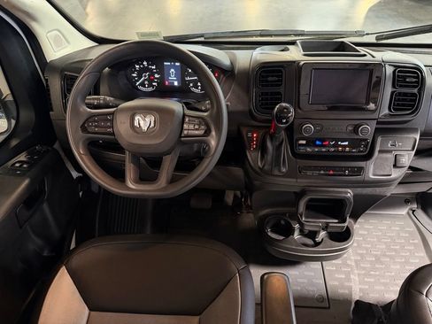 Used 2026 RAM ProMaster 2500 w/ Convenience Group FWD image 15