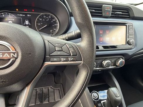 Used 2023 Nissan Versa SV image 28