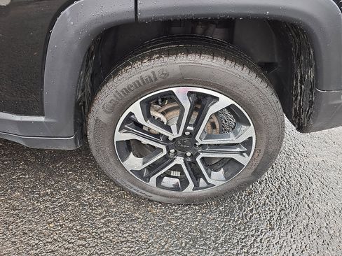 Used 2022 Jeep Compass Limited image 28