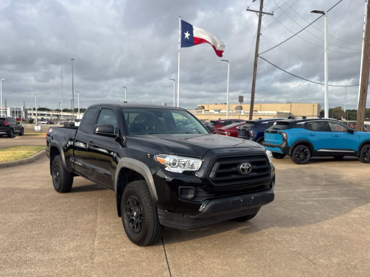 Used 2021 Toyota Tacoma SR w/ SX Package AWD/4WD image 2