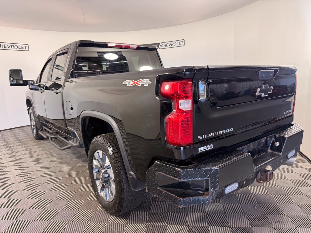 Used 2022 Chevrolet Silverado 2500 Custom w/ Custom Value Package AWD/4WD image 4