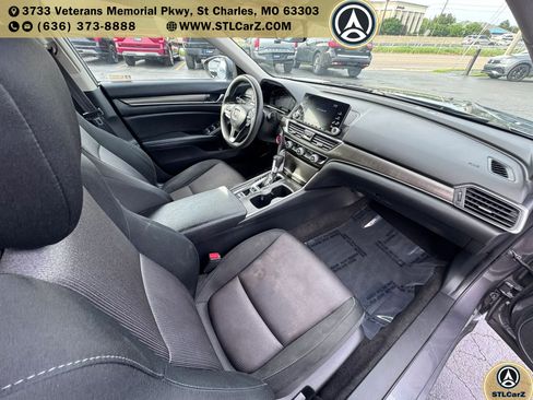 Used 2019 Honda Accord LX image 15