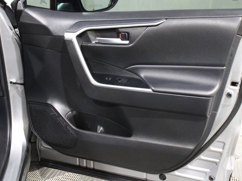 Used 2025 Toyota RAV4 XLE Premium w/ Weather Package FWD image 31