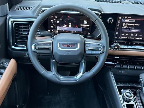 New 2026 GMC Canyon AT4 image 16