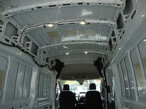 Used 2018 Ford Transit 350 148 High Roof Extended RWD image 7