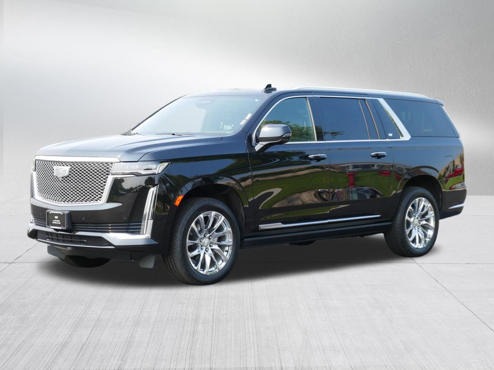 Used 2023 Cadillac Escalade ESV Premium Luxury w/ LPO, Radiant Package AWD/4WD image 2
