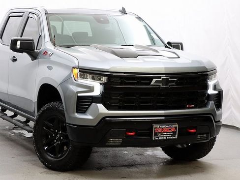 Used 2024 Chevrolet Silverado 1500 LT Trail Boss w/ LT Trail Boss Premium Package image 2