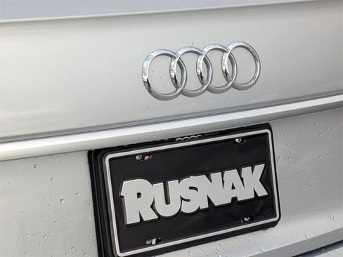 Used 2022 Audi Q5 2.0T Premium w/ Convenience Package image 19