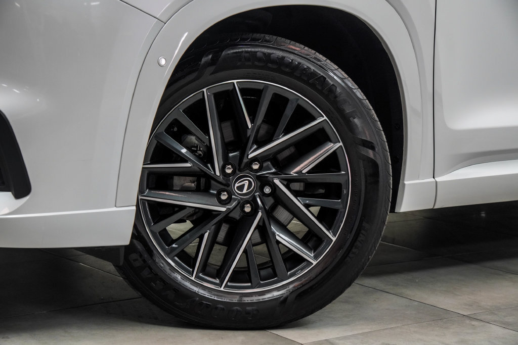 Used 2024 Lexus TX 350 FWD w/ Technology Package image 4