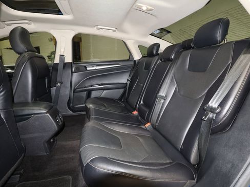 Used 2017 Ford Fusion Titanium FWD image 15
