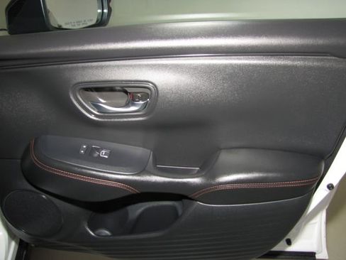 Certified 2024 Honda HR-V Sport image 18