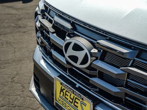 New 2026 Hyundai Tucson SEL image 9