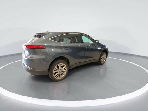 Used 2023 Toyota Venza Limited AWD/4WD image 8
