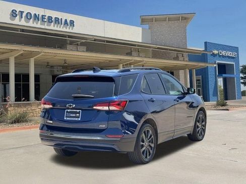 Used 2022 Chevrolet Equinox RS w/ RS Leather Package FWD image 5