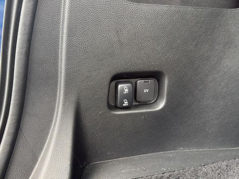 Certified 2024 Ford Edge SEL w/ Convenience Package AWD/4WD image 12